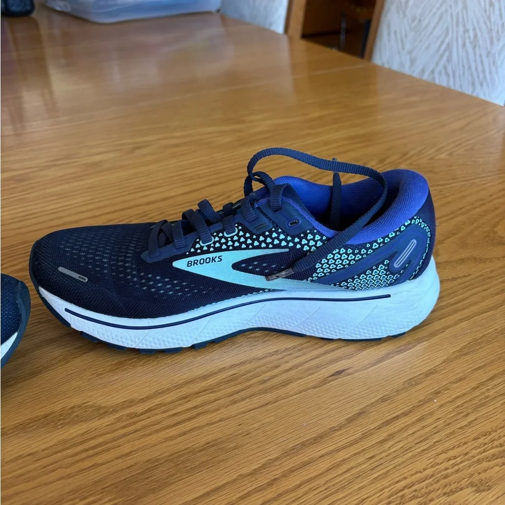 Brooks Ghost 14 Navy and Bright Blue Women’s Size 8.5 Running Shoes - Picture 9 of 10